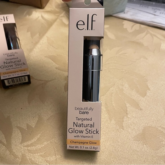 NWT Unopened, Sealed e.l.f. Beautifully Bare Glow Stick: Champage Glow - Picture 1 of 8